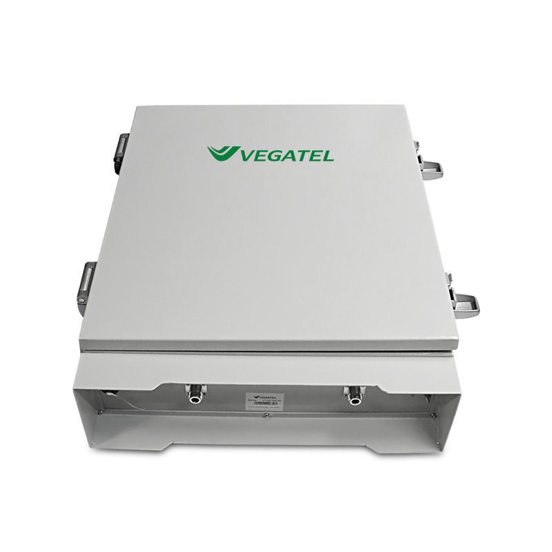 Бустер VEGATEL VTL40-1800/3G - купить недорого с доставкой в Москве